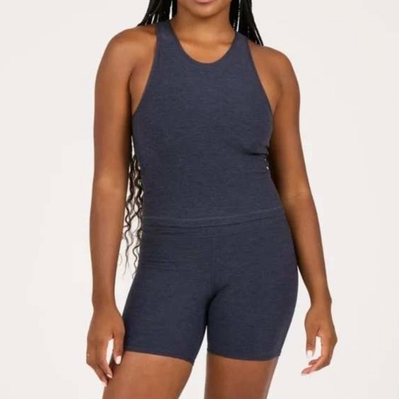 Vuori Elevation Plyo Tank Top Women’s Small Blue Padded Shelf Bra Cropped - Picture 2 of 3